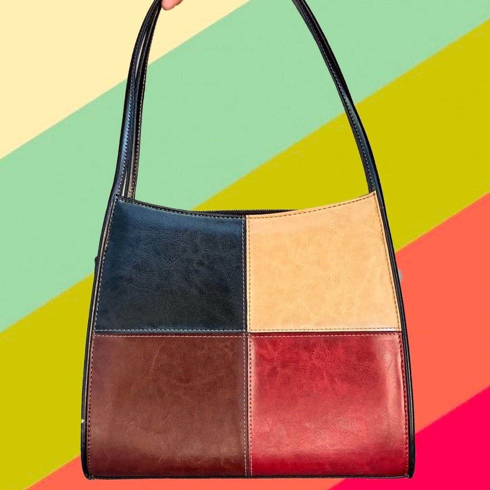 Vintage color-block purse 🍸